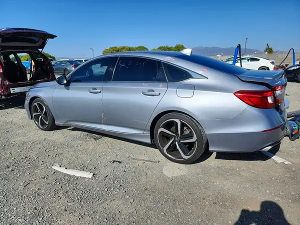 1HGCV1F34KA028842 2019 HONDA ACCORD - Image 2