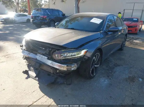 1HGCV1F34KA030297 2019 HONDA ACCORD - Image 2