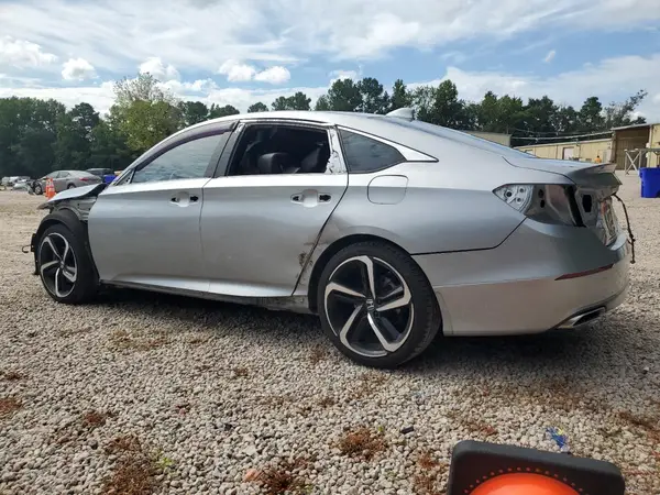 1HGCV1F34KA057676 2019 HONDA ACCORD - Image 2