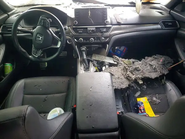 1HGCV1F34KA063199 2019 HONDA ACCORD - Image 8