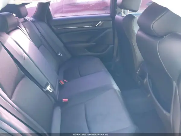 1HGCV1F34KA069911 2019 HONDA ACCORD - Image 8