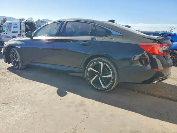 1HGCV1F34KA070671 2019 HONDA ACCORD - Image 2