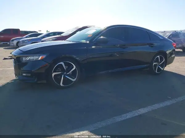 1HGCV1F34KA072744 2019 HONDA ACCORD - Image 2