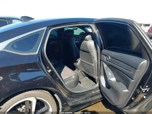 1HGCV1F34KA072744 2019 HONDA ACCORD - Image 8