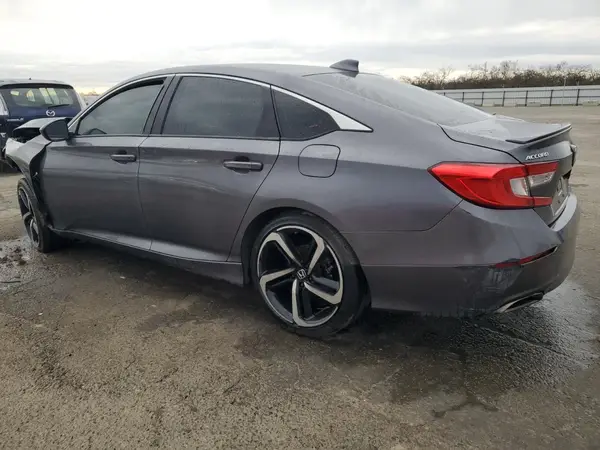 1HGCV1F34KA080584 2019 HONDA ACCORD - Image 2
