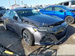 1HGCV1F34KA082061 2019 HONDA ACCORD