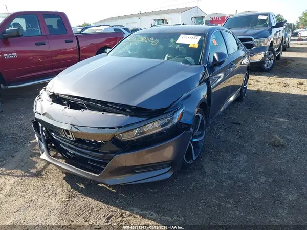 1HGCV1F34KA082061 2019 HONDA ACCORD - Image 2