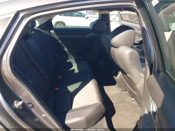 1HGCV1F34KA083890 2019 HONDA ACCORD - Image 8
