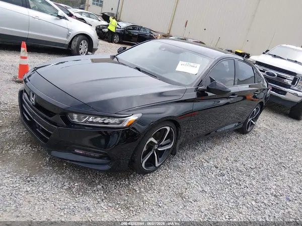 1HGCV1F34KA088121 2019 HONDA ACCORD - Image 2