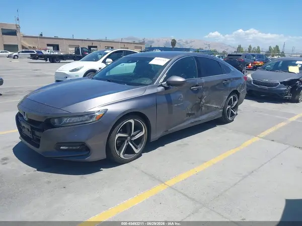1HGCV1F34KA098289 2019 HONDA ACCORD - Image 2
