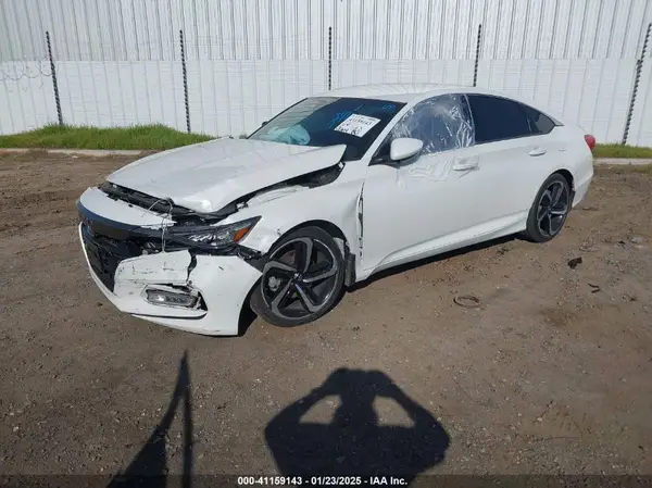 1HGCV1F34KA107606 2019 HONDA ACCORD - Image 2