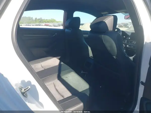 1HGCV1F34KA111851 2019 HONDA ACCORD - Image 8