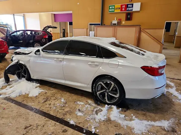 1HGCV1F34KA124762 2019 HONDA ACCORD - Image 2