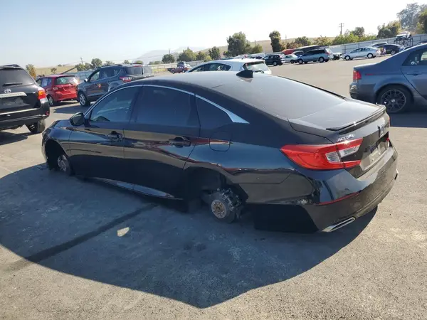 1HGCV1F34KA134482 2019 HONDA ACCORD - Image 2