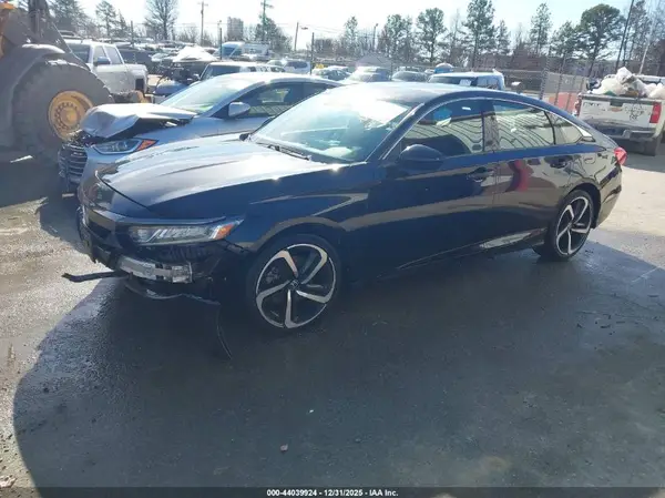 1HGCV1F34KA136927 2019 HONDA ACCORD - Image 2