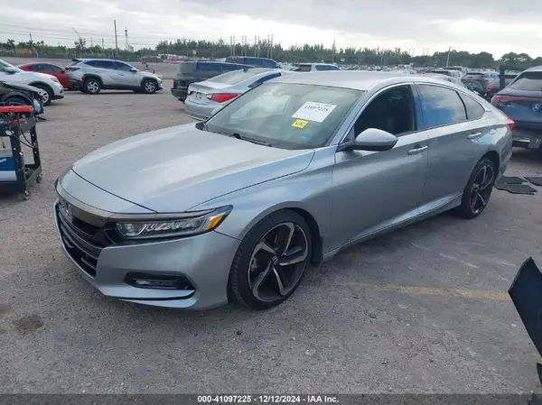 1HGCV1F34KA138340 2019 HONDA ACCORD - Image 2