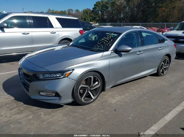 1HGCV1F34KA145613 2019 HONDA ACCORD - Image 2