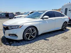 1HGCV1F34KA152769 2019 HONDA ACCORD