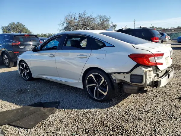 1HGCV1F34KA156479 2019 HONDA ACCORD - Image 2