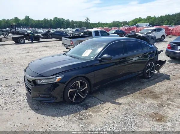 1HGCV1F34KA158779 2019 HONDA ACCORD - Image 2