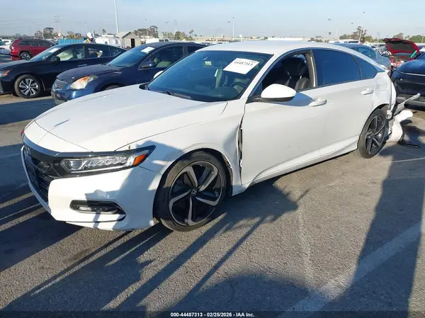 1HGCV1F34KA160712 2019 HONDA ACCORD - Image 2