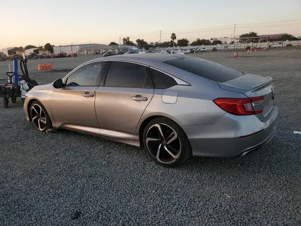 1HGCV1F34KA173525 2019 HONDA ACCORD - Image 2
