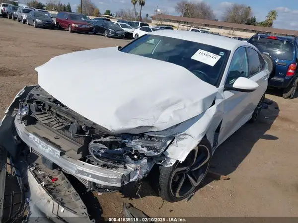 1HGCV1F34KA173640 2019 HONDA ACCORD - Image 2