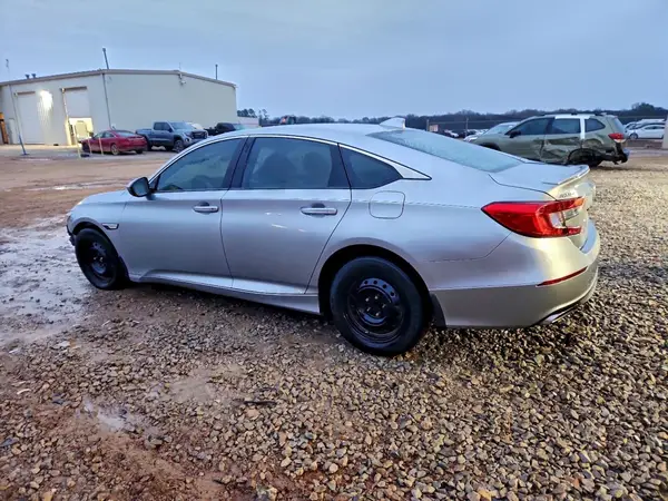 1HGCV1F34LA006146 2020 HONDA ACCORD - Image 2