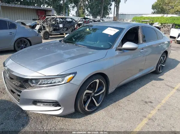 1HGCV1F34LA018085 2020 HONDA ACCORD - Image 2