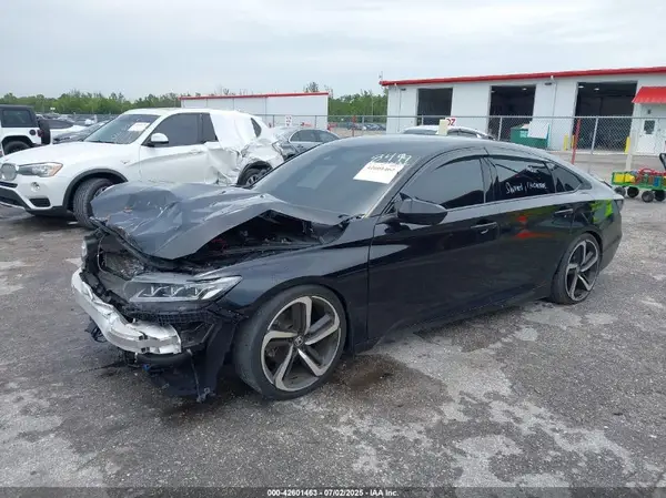 1HGCV1F34LA028499 2020 HONDA ACCORD - Image 2