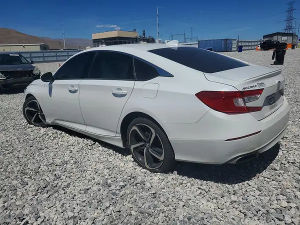 1HGCV1F34LA071093 2020 HONDA ACCORD - Image 2