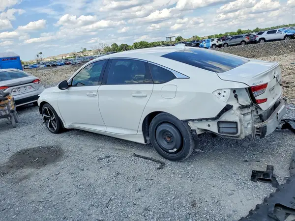 1HGCV1F34LA126397 2020 HONDA ACCORD - Image 2