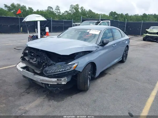1HGCV1F34NA012497 2022 HONDA ACCORD - Image 2