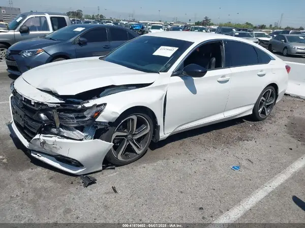 1HGCV1F34NA019451 2022 HONDA ACCORD - Image 2