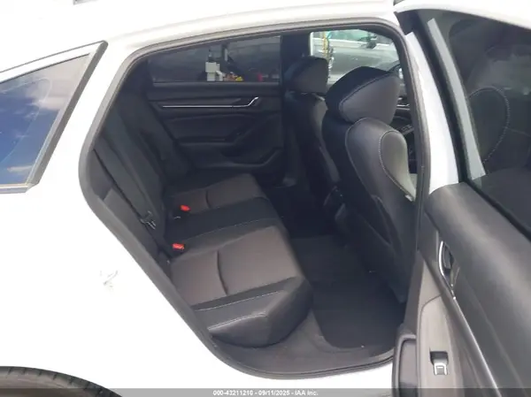 1HGCV1F34NA067760 2022 HONDA ACCORD - Image 8