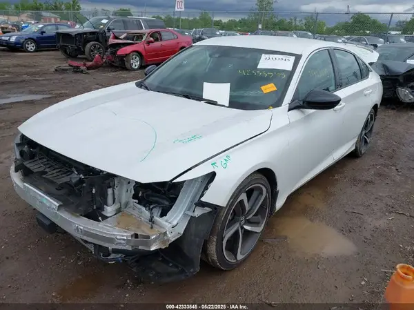 1HGCV1F34NA103799 2022 HONDA ACCORD - Image 2