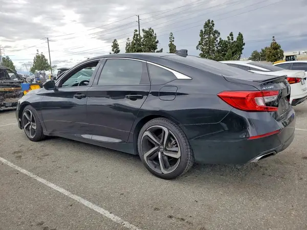 1HGCV1F35JA000255 2018 HONDA ACCORD - Image 2