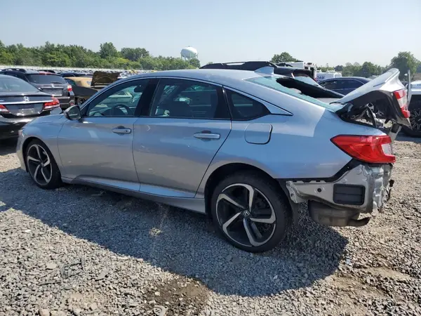 1HGCV1F35JA018416 2018 HONDA ACCORD - Image 2