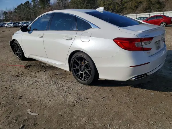 1HGCV1F35JA023986 2018 HONDA ACCORD - Image 2