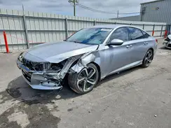1HGCV1F35JA025303 2018 HONDA ACCORD