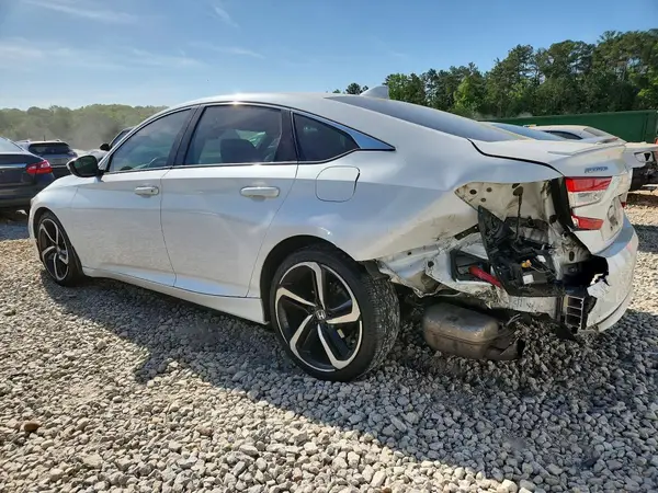 1HGCV1F35JA027102 2018 HONDA ACCORD - Image 2