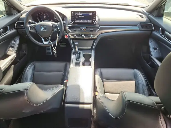 1HGCV1F35JA027102 2018 HONDA ACCORD - Image 8