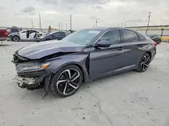 1HGCV1F35JA028668 2018 HONDA ACCORD