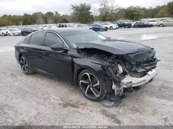 1HGCV1F35JA036561 2018 HONDA ACCORD