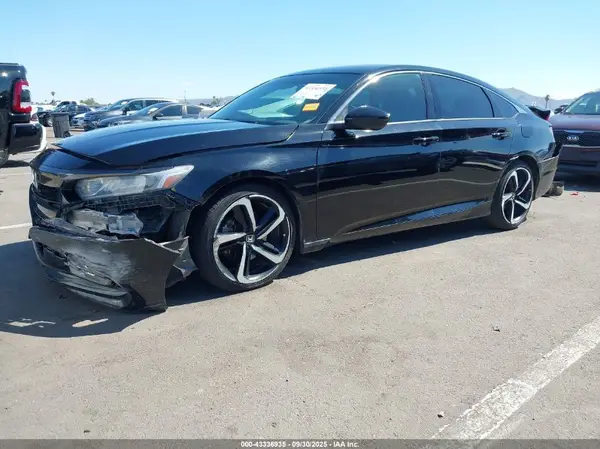 1HGCV1F35JA039234 2018 HONDA ACCORD - Image 2