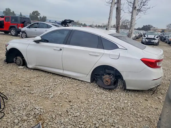 1HGCV1F35JA042991 2018 HONDA ACCORD - Image 2