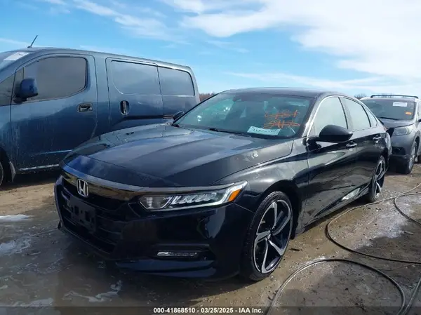1HGCV1F35JA048225 2018 HONDA ACCORD - Image 2