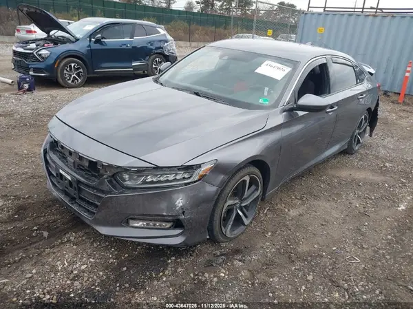 1HGCV1F35JA050315 2018 HONDA ACCORD - Image 2
