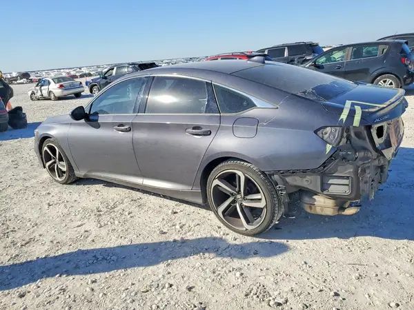 1HGCV1F35JA052095 2018 HONDA ACCORD - Image 2