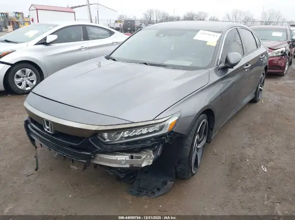 1HGCV1F35JA054235 2018 HONDA ACCORD - Image 2